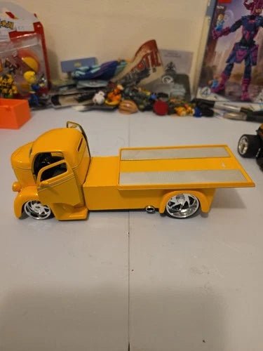 Classic Metalworks 36 Ford Custom Hauler and 32 Roadster Street rod Diecast set - Grown Up Kids