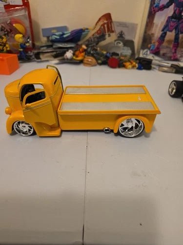 Classic Metalworks 36 Ford Custom Hauler and 32 Roadster Street rod Diecast set - Grown Up Kids