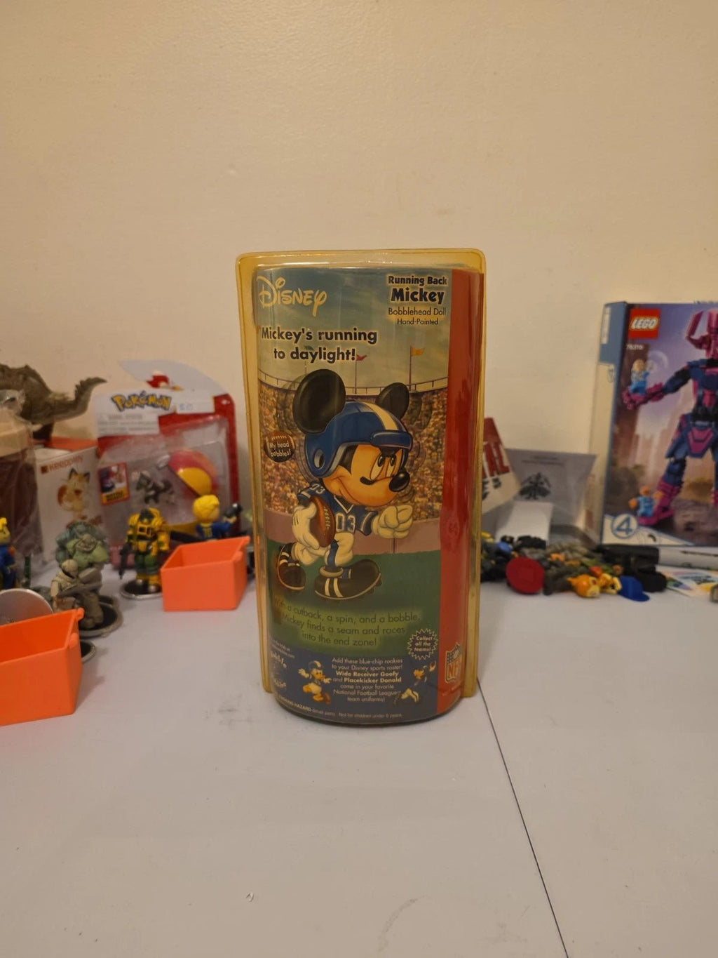 Disney NFL Minnesota Vikings: Running Back Mickey Mouse 8" Bobblehead (Damaged Box) - Grown Up Kids