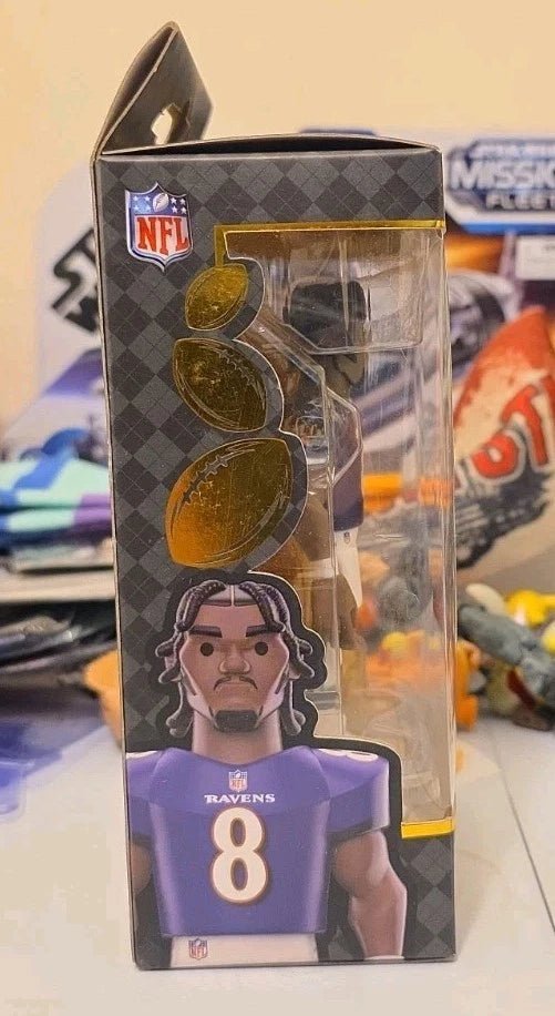 FUNKO GOLD NFL: Baltimore Ravens Lamar Jackson Brand New Figure - Grown Up Kids
