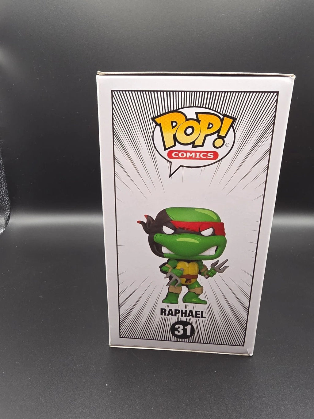 Funko Pop! Teenage Mutant Ninja Turtles: Raphael #31 (Black & White Chase Variant, PX Previews Exclusive + Wall Mount) - Grown Up Kids