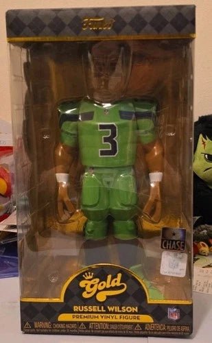 Funko Vinyl Gold 12" Jumbo Russell Wilson (Chase) Brand New, Seahawks, NFL - Grown Up Kids