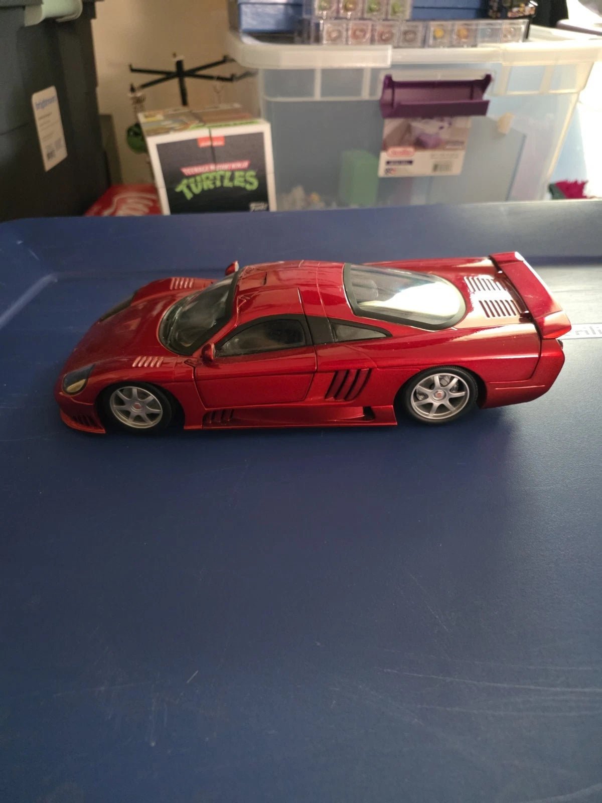 Hot Wheels Gold Edition Saleen S7 1:18 Very RARE RED! - Grown Up Kids
