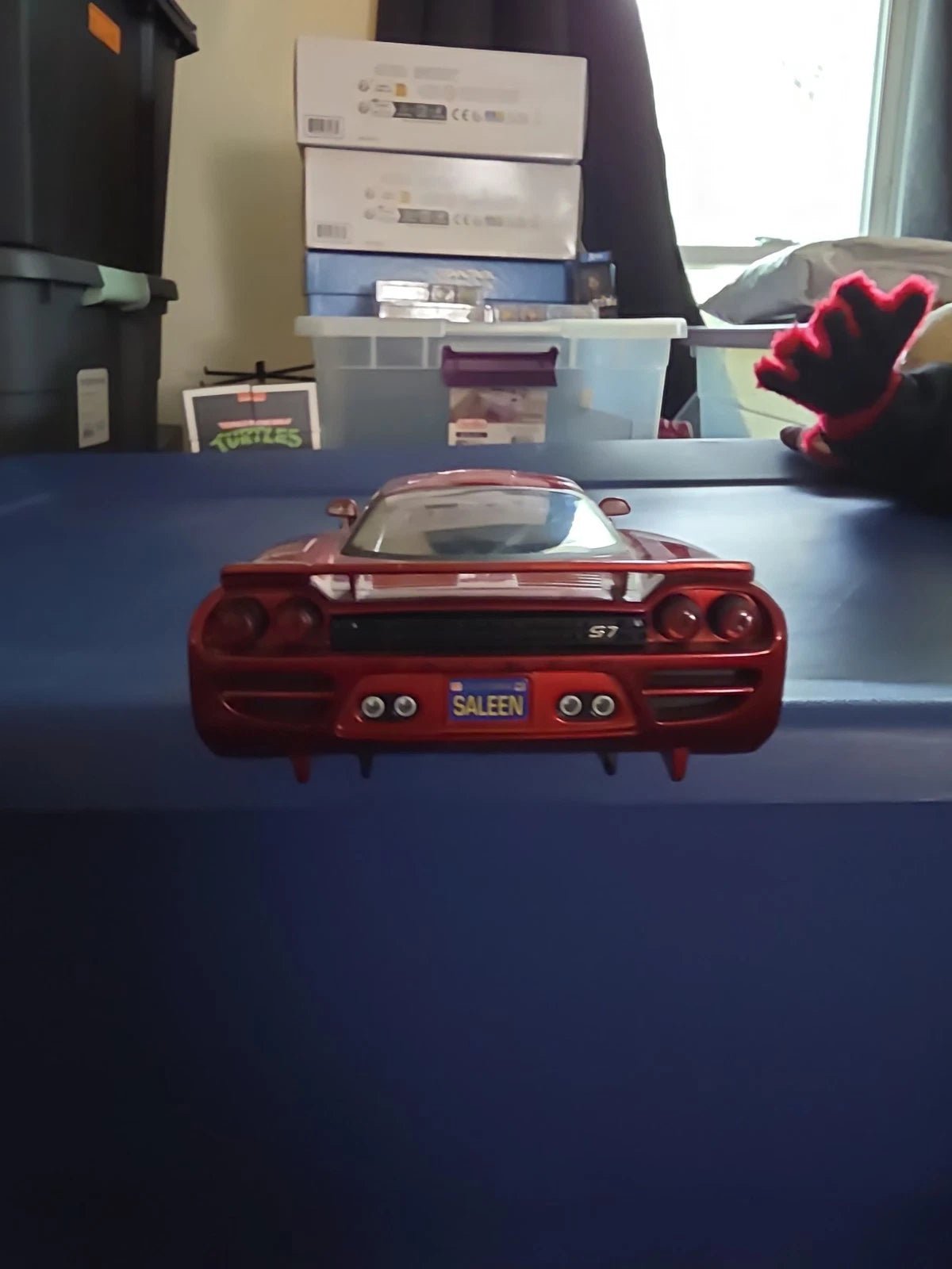 Hot Wheels Gold Edition Saleen S7 1:18 Very RARE RED! - Grown Up Kids
