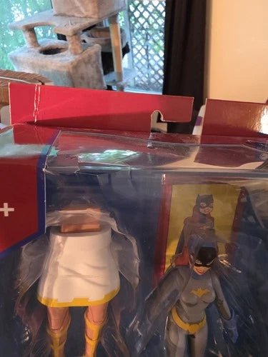 McFarlane DC Batman Animated Series BATGIRL (BAF: Maxie Zeus) SEE DESCRIPTION - Grown Up Kids