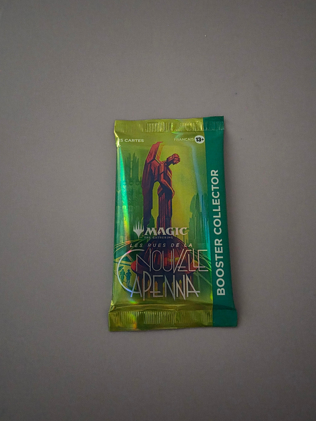 MTG Streets of New Capenna Collector Booster Pack French Magic The Gathering - Grown Up Kids