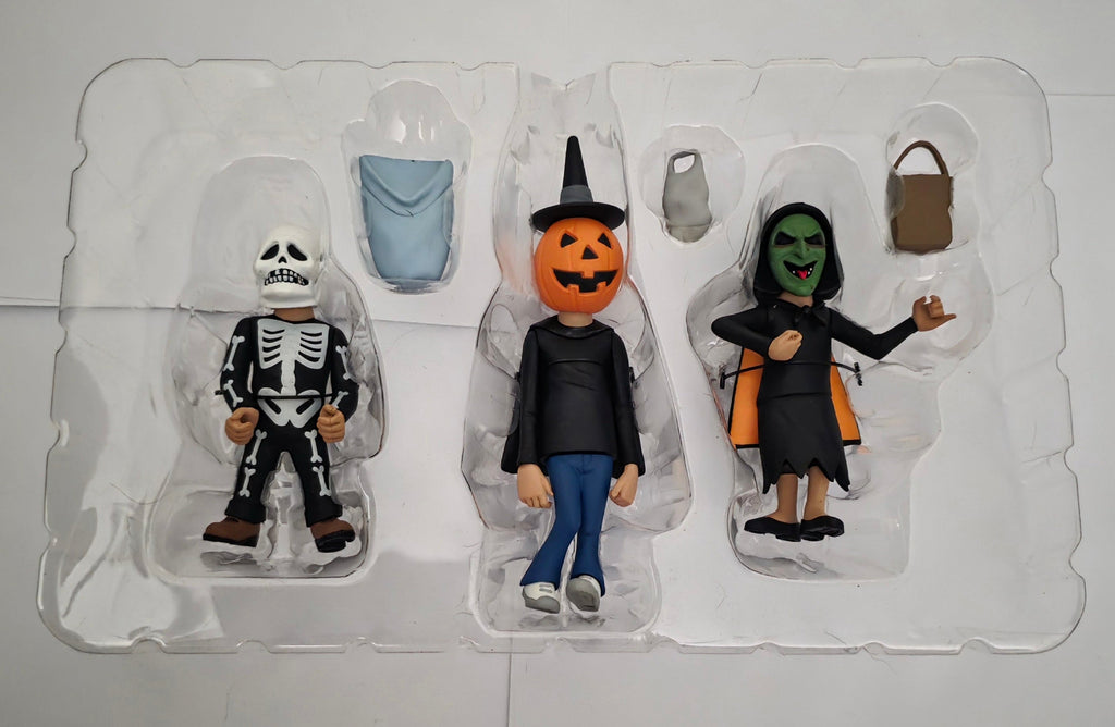 NECA Halloween 3 Season of the Witch Trick or Treaters Figure Inner Tray - Grown Up Kids