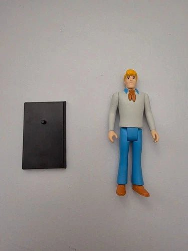 Officially Licensed Mezco Toyz Scooby Doo Scooby Doo Friends & Foes Box Set - Grown Up Kids