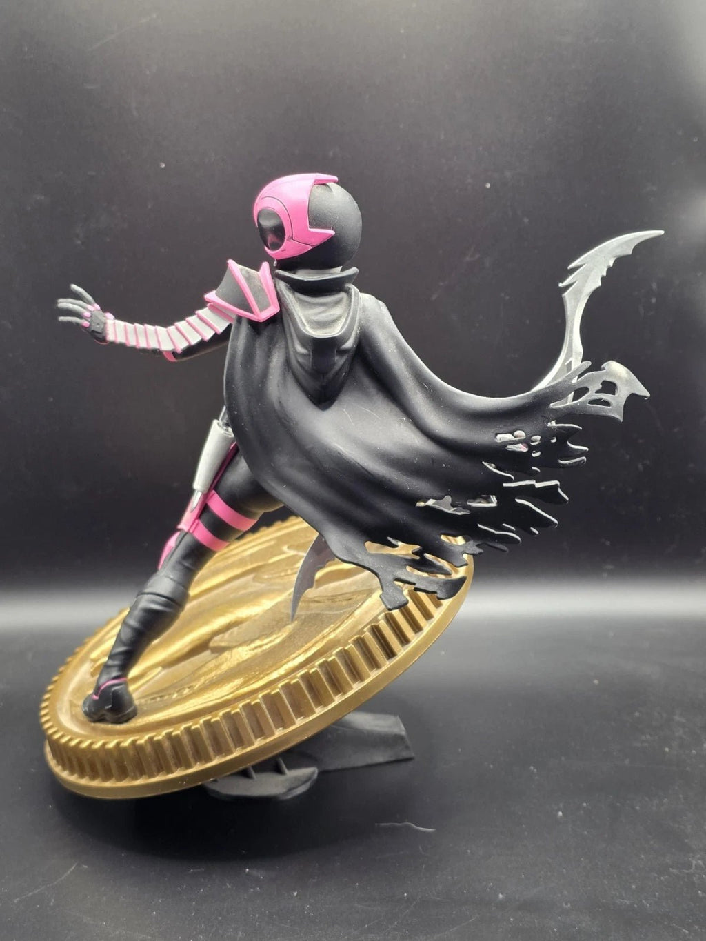 Power Rangers Pink Ranger Slayer Figure Statue - Grown Up Kids