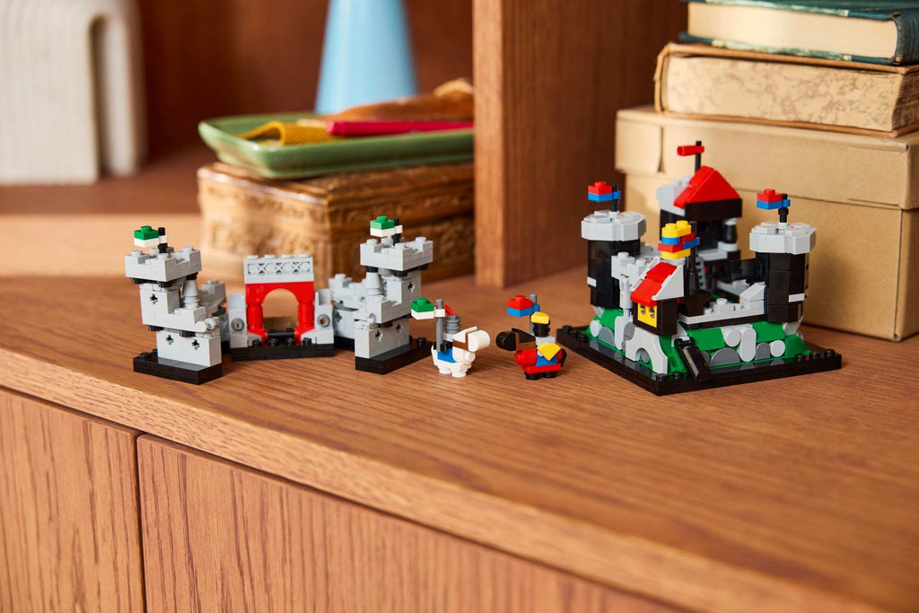 LEGO Mini Knight’s Castle 40775 – Limited Edition Medieval Display Set (590 Pieces, 18+)