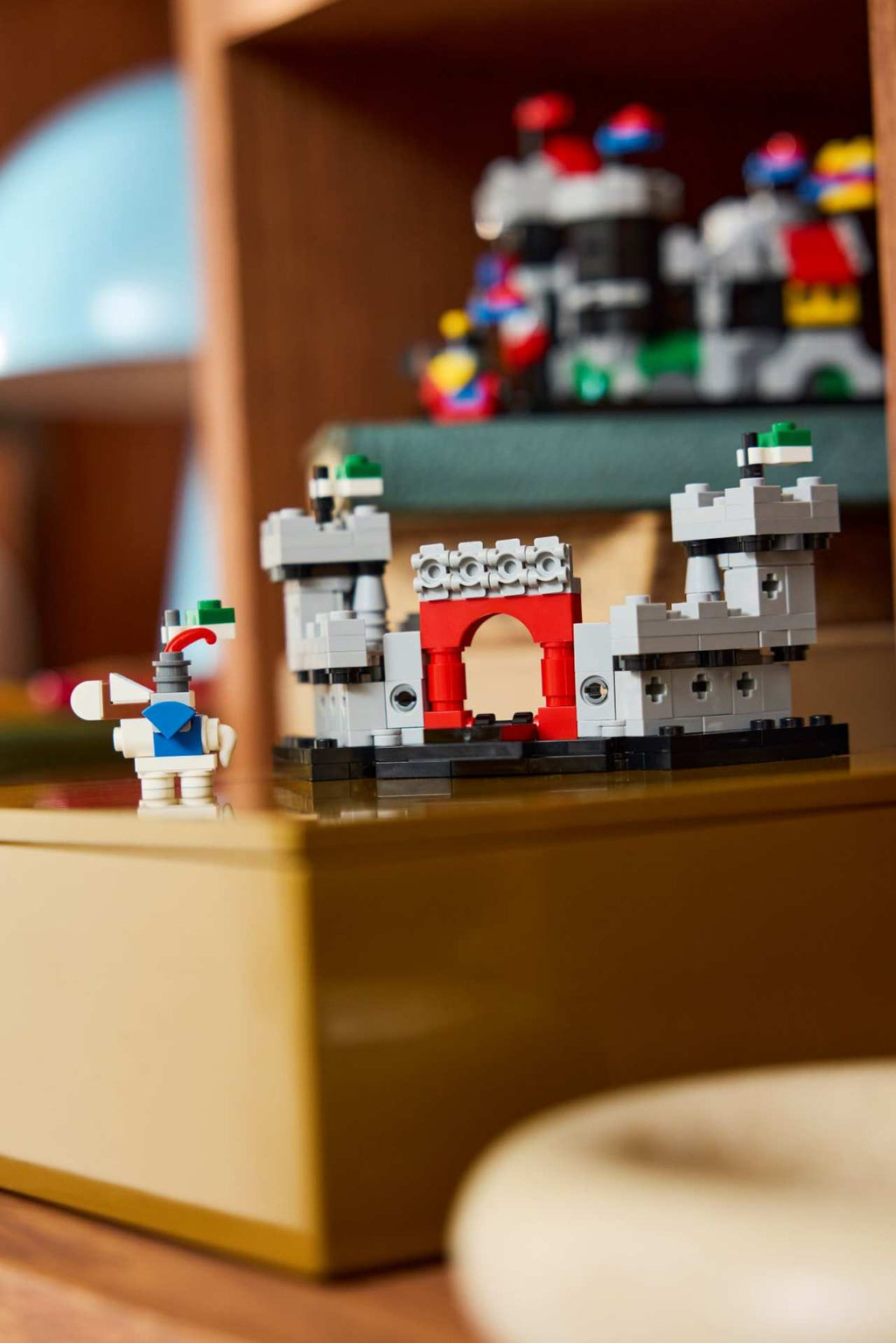 LEGO Mini Knight’s Castle 40775 – Limited Edition Medieval Display Set (590 Pieces, 18+)