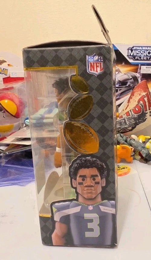 RUSSELL WILSON Funko Gold 5" Premium Vinyl Figure - Back Of Box Dented In - Grown Up Kids