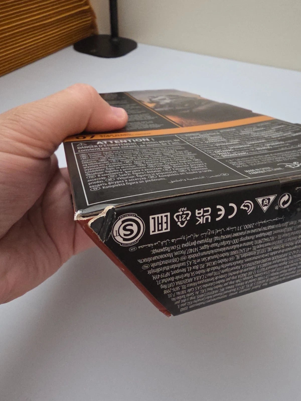Star Wars Kuiil The Mandalorian 6 Inch Black Series Box Has Light Damage - Grown Up Kids