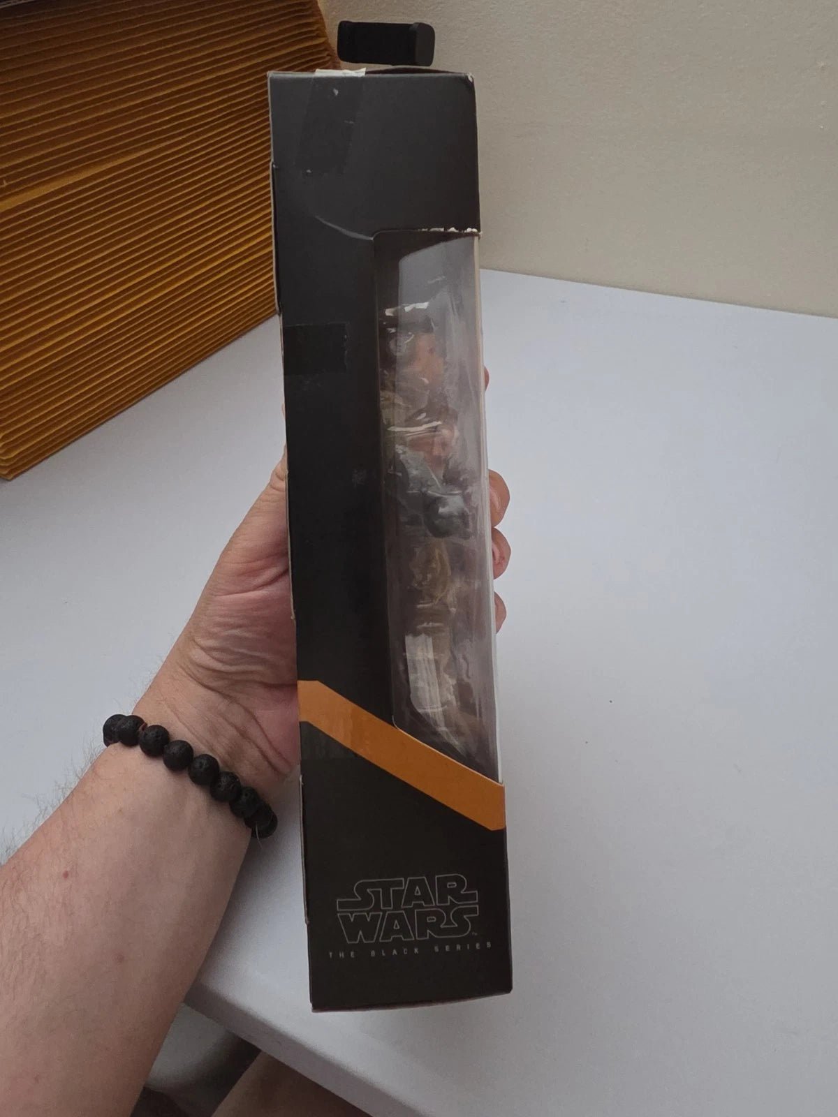 Star Wars Kuiil The Mandalorian 6 Inch Black Series Box Has Light Damage - Grown Up Kids