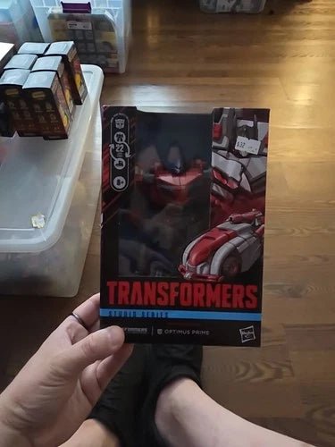 TRANSFORMERS STUDIO SERIES MTMTE COLLECTION OPTIMUS PRIME 6 INCH FIGURE NIB - Grown Up Kids